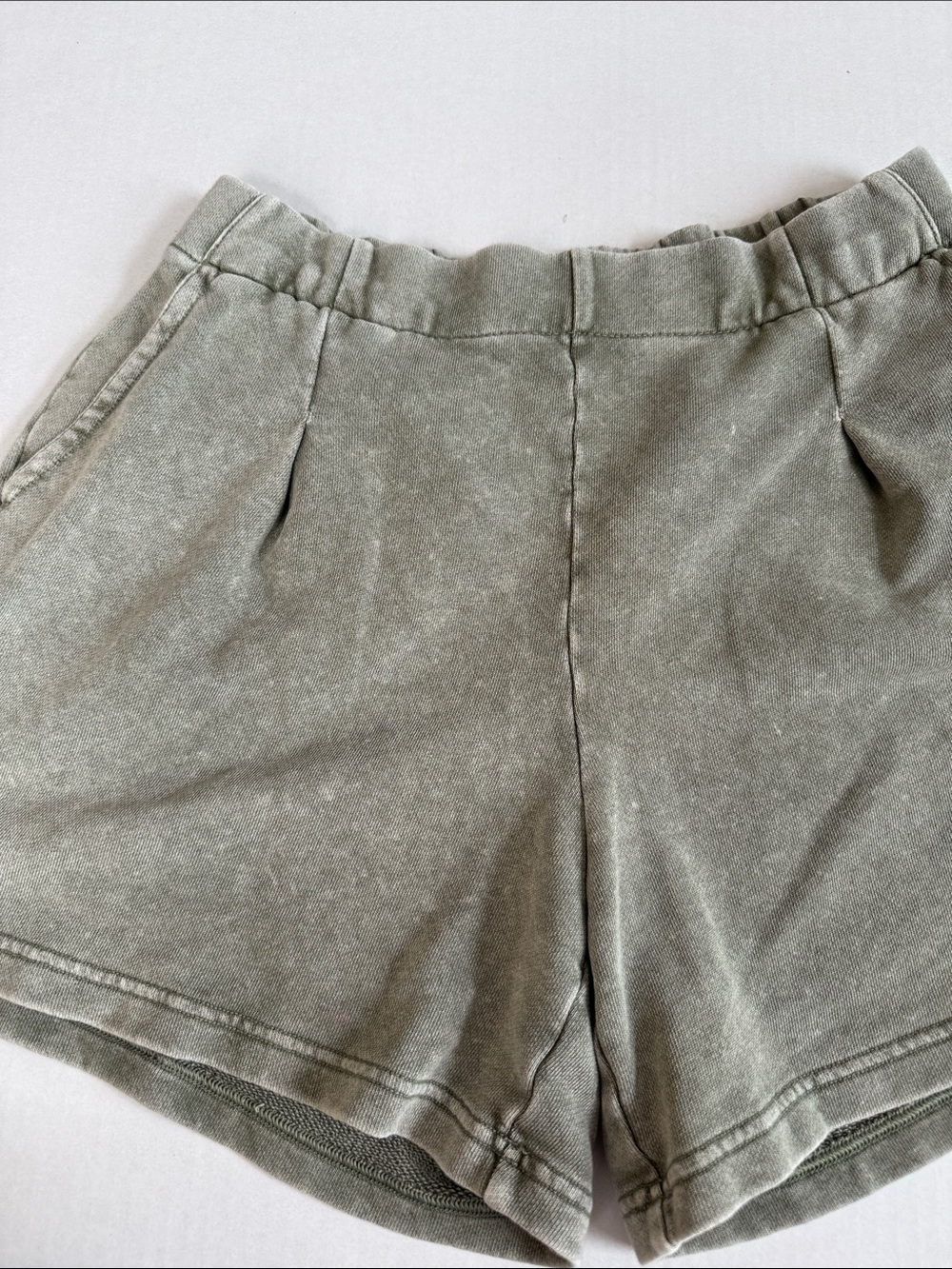 Aerie Cotton Shorts Olive Green size Medium - Picture 2 of 8